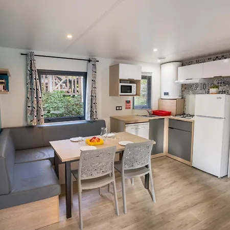 Flower La Steniole * Granges-sur-Vologne